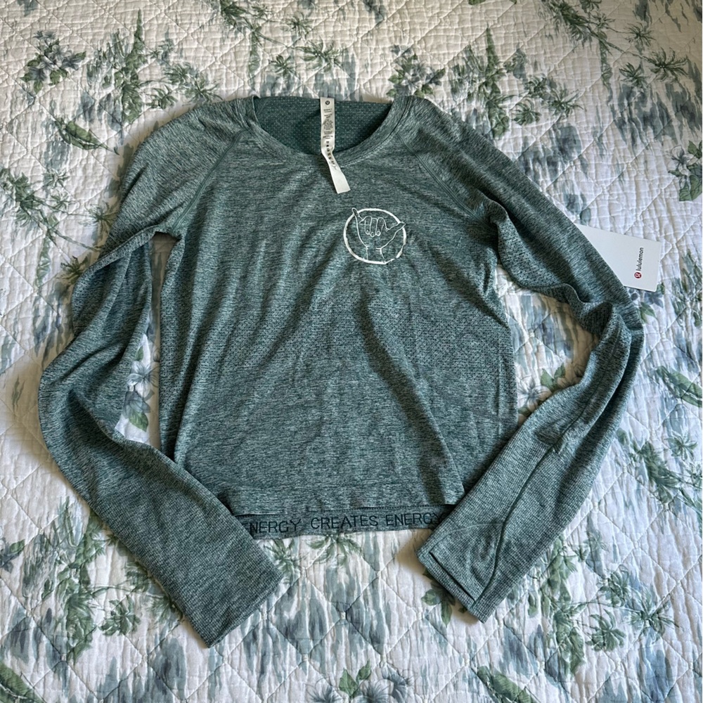 Lululemon Swiftly Tech 2.0 Long Sleeve Race Green Jasper / White Shaka Hawaii